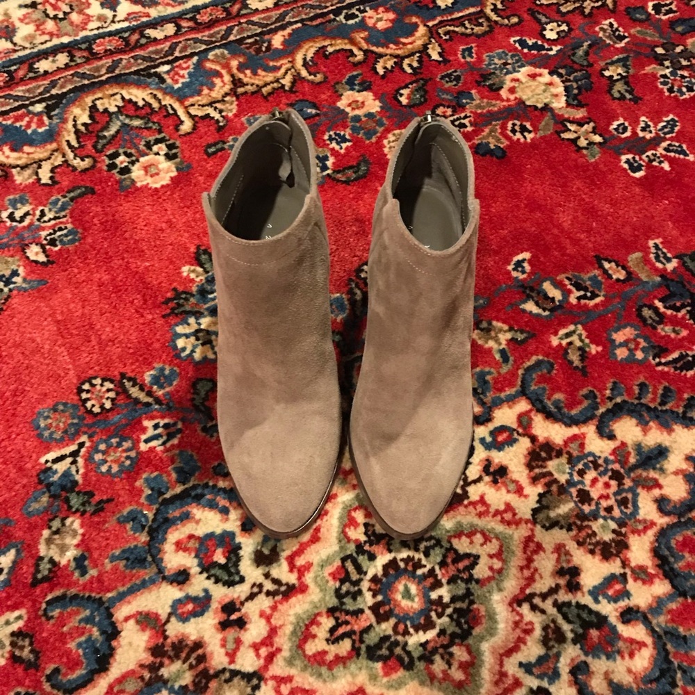 New 424 Fifth booties